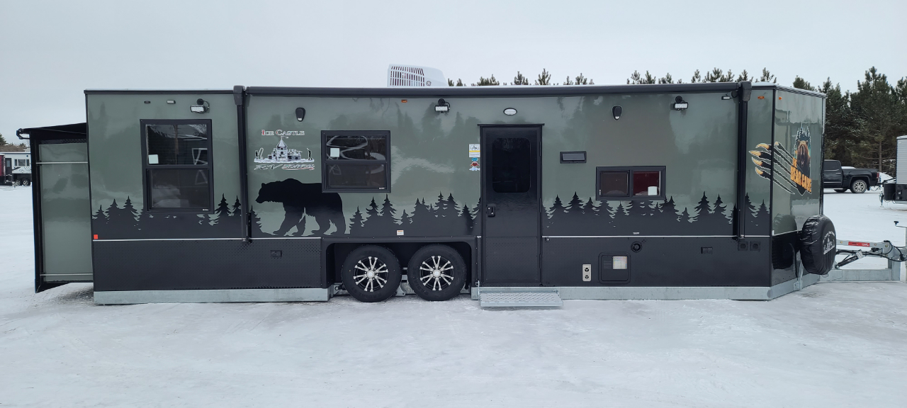 Ice Castle 8x26V Bear Cave  2026