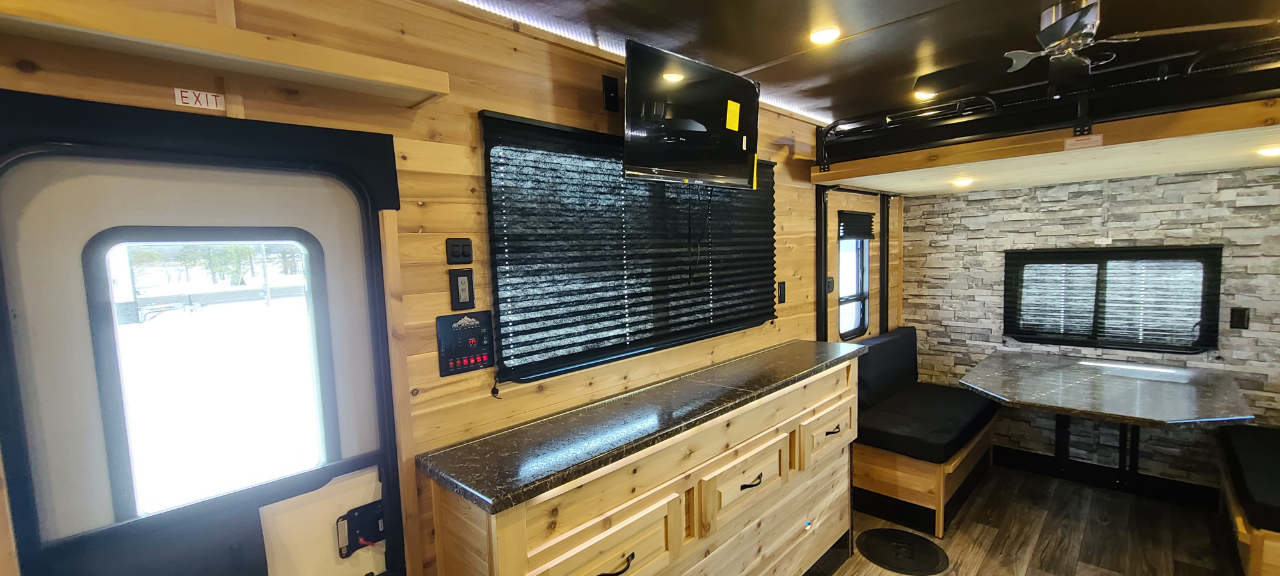 Glacier 20 RV Explorer  2023