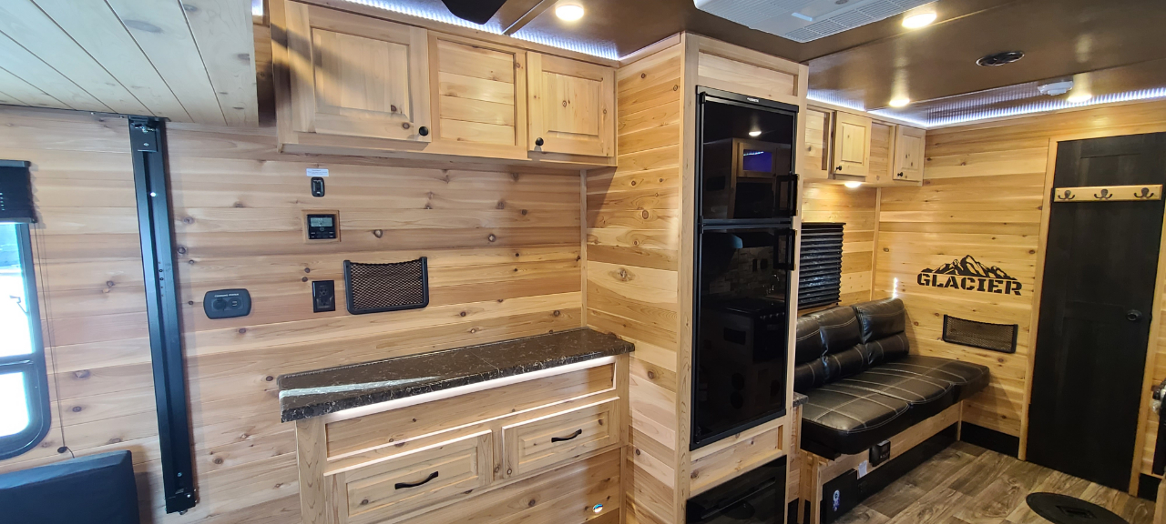 Glacier 20 RV Explorer  2023