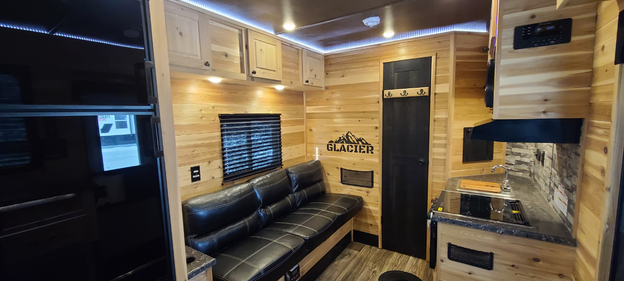 Glacier 20 RV Explorer  2023