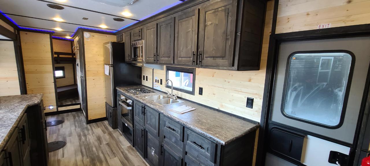 Ice Castle 8x28 Eagle EXT  2027