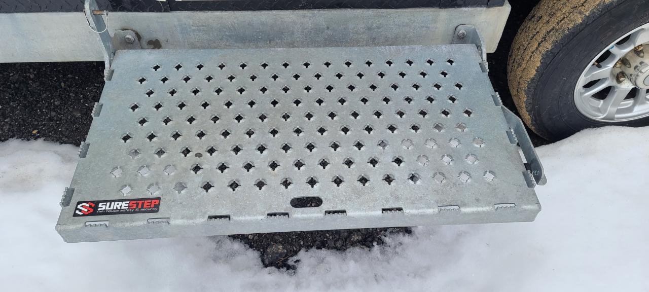 Ice Castle 8x26 Diamond  2017