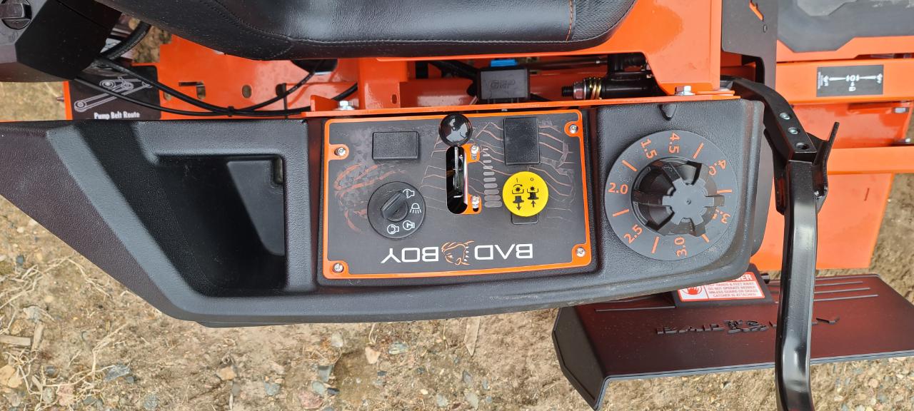 Bad Boy Mowers Rambler 42in Briggs 19HP  2026