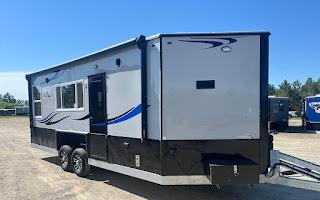 Ice Castle 8x21v Cross Country Traveler  2027