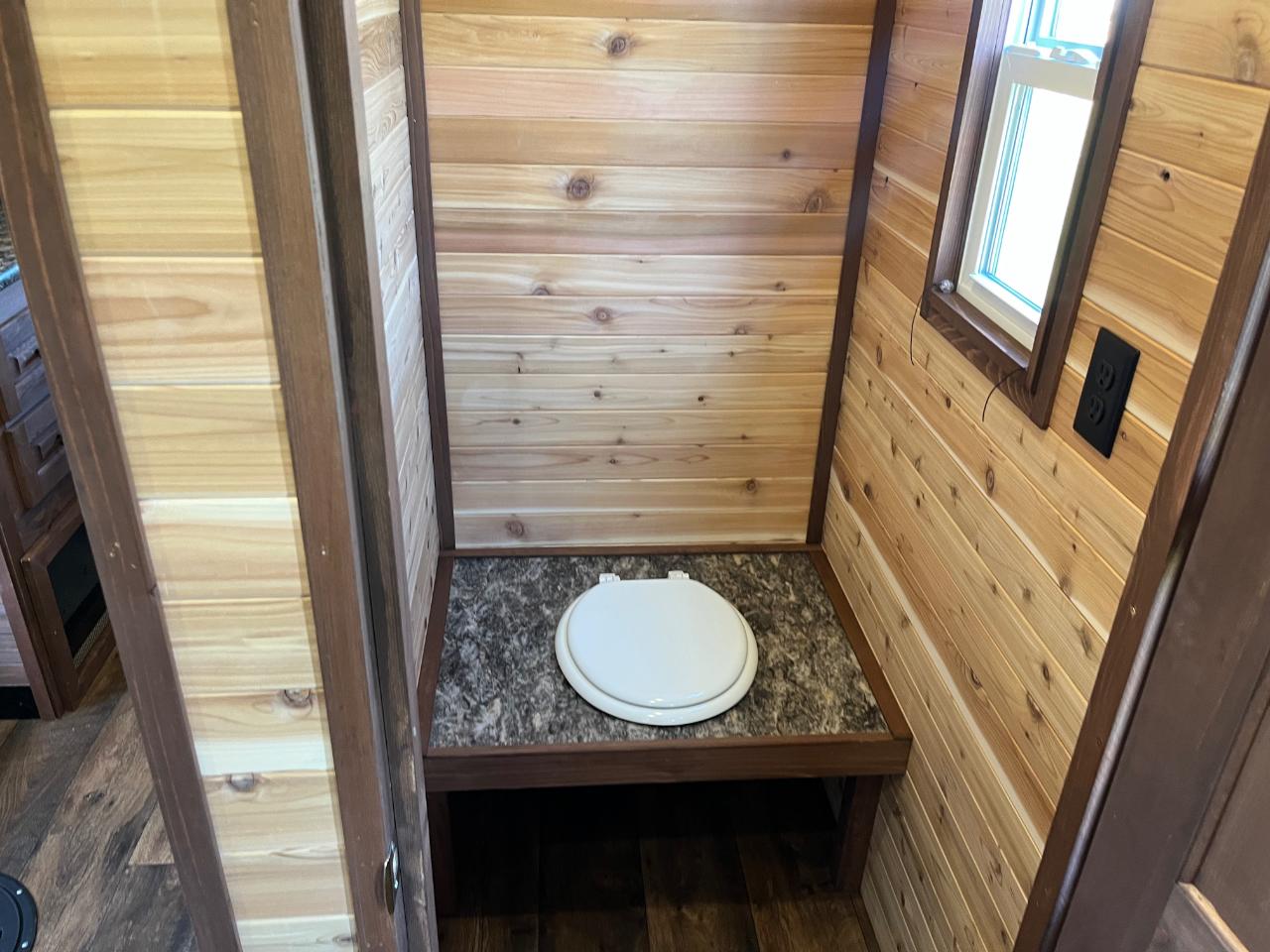 Ice Castle 8x24 Uncharted  2027