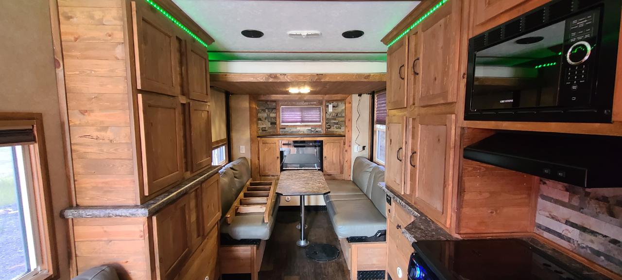 Ice Castle 8x22 RV Hybrid  2022