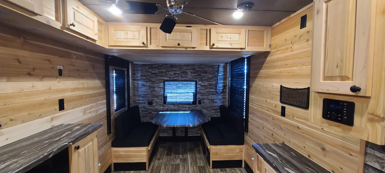Glacier 24 RV Explorer  2027