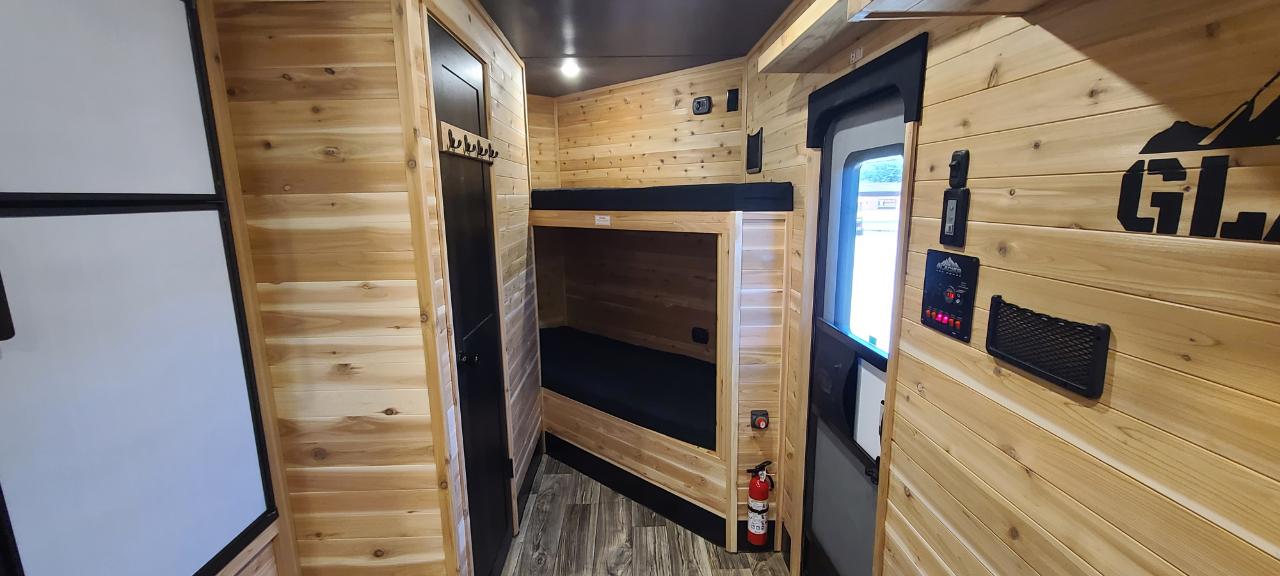 Glacier 24 RV Explorer  2027