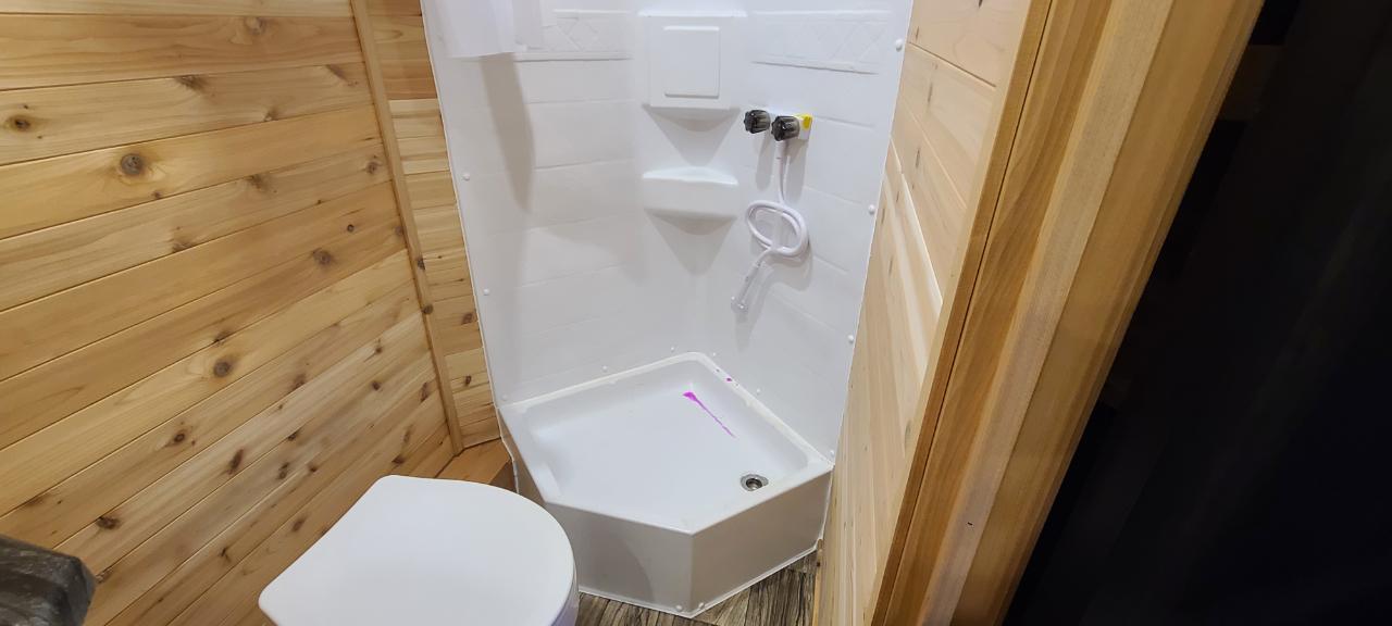Glacier 24 RV Explorer  2027