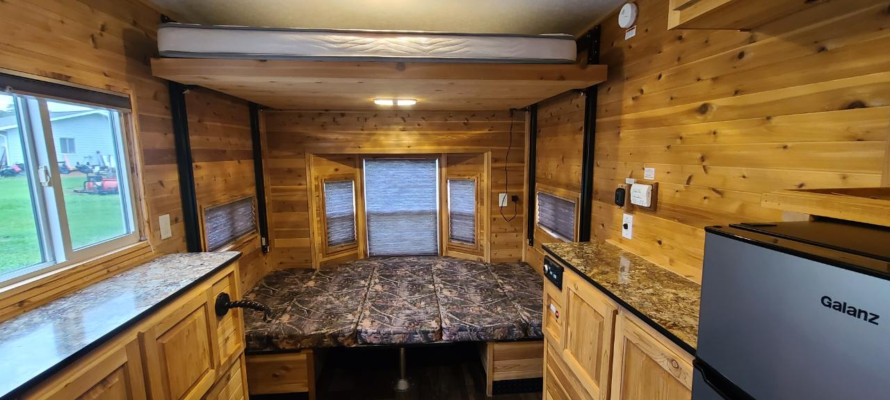 Ice Castle 8x18 RV Hybrid  2020