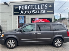 2015 Chrysler Town & Country 