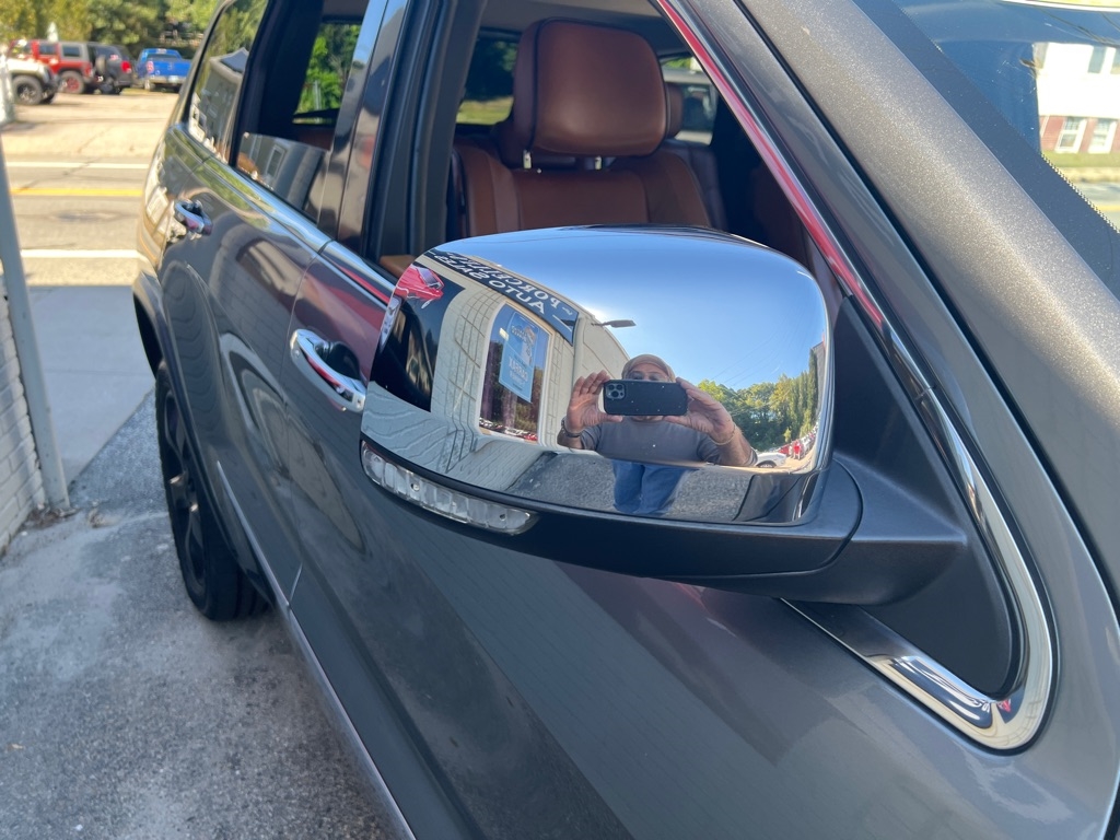 Jeep Grand Cherokee Overland 4WD 2012