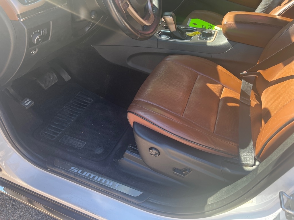 Jeep Grand Cherokee Summit 4x4 2017 Jeep Grand Cherokee Summit 4x4 2017