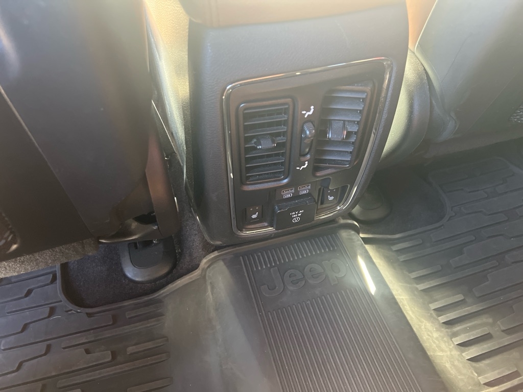 Jeep Grand Cherokee Summit 4x4 2017 Jeep Grand Cherokee Summit 4x4 2017