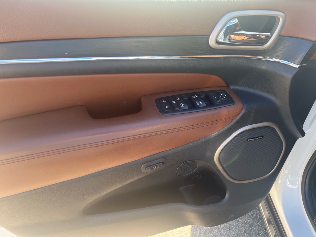 Jeep Grand Cherokee Summit 4x4 2017 Jeep Grand Cherokee Summit 4x4 2017