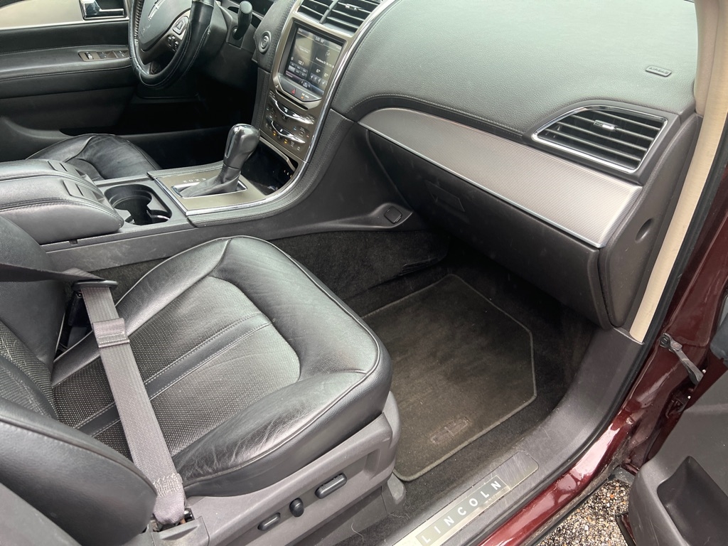 Lincoln MKX AWD 4dr 2012 Lincoln MKX AWD 4dr 2012