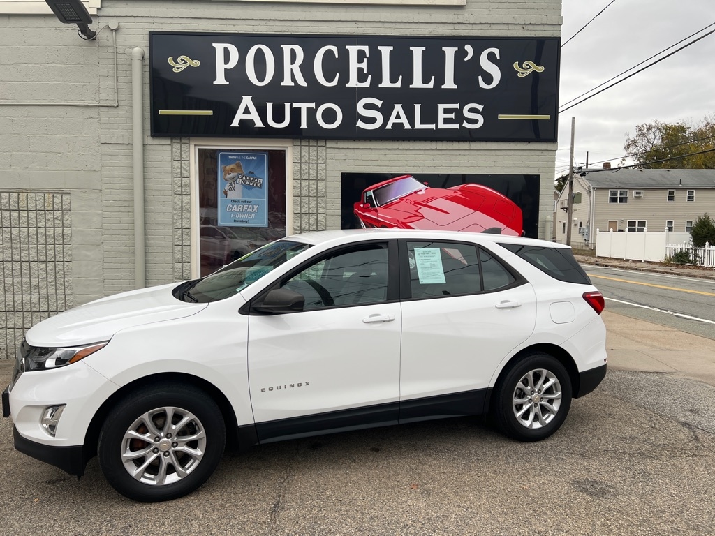 2021 Chevrolet Equinox LS's photo