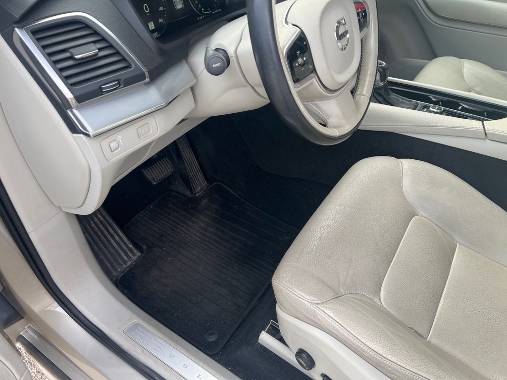 Volvo XC90 AWD 4dr T5 Momentum 2016