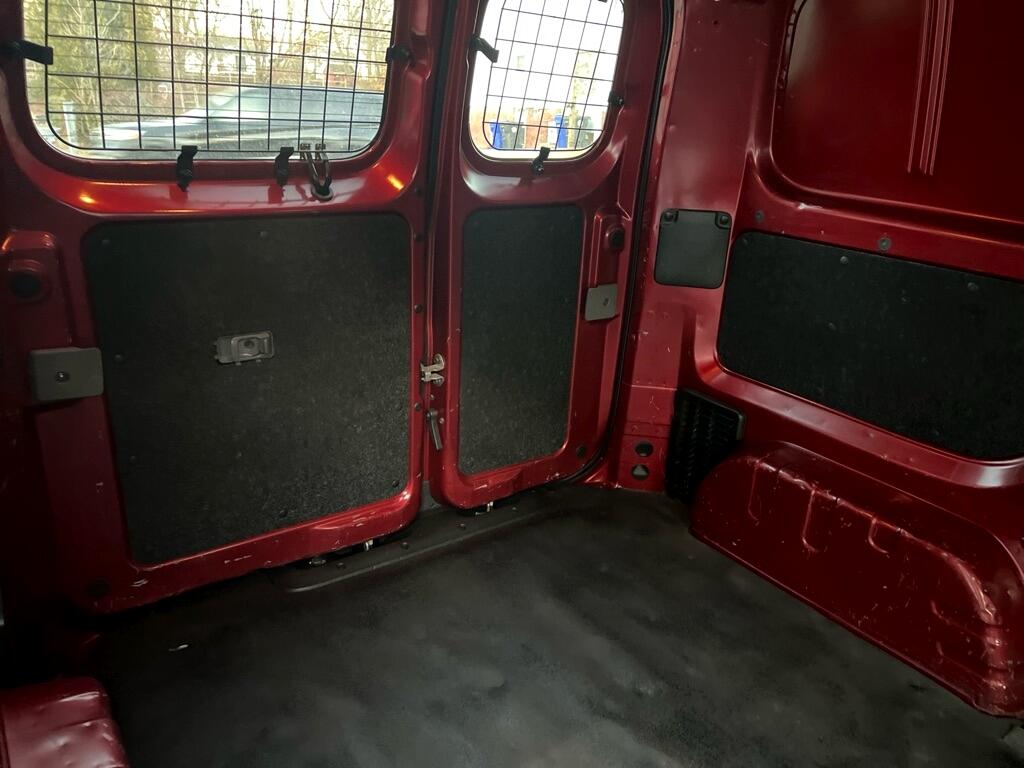 Nissan NV200 Compact Cargo I4 SV 2019