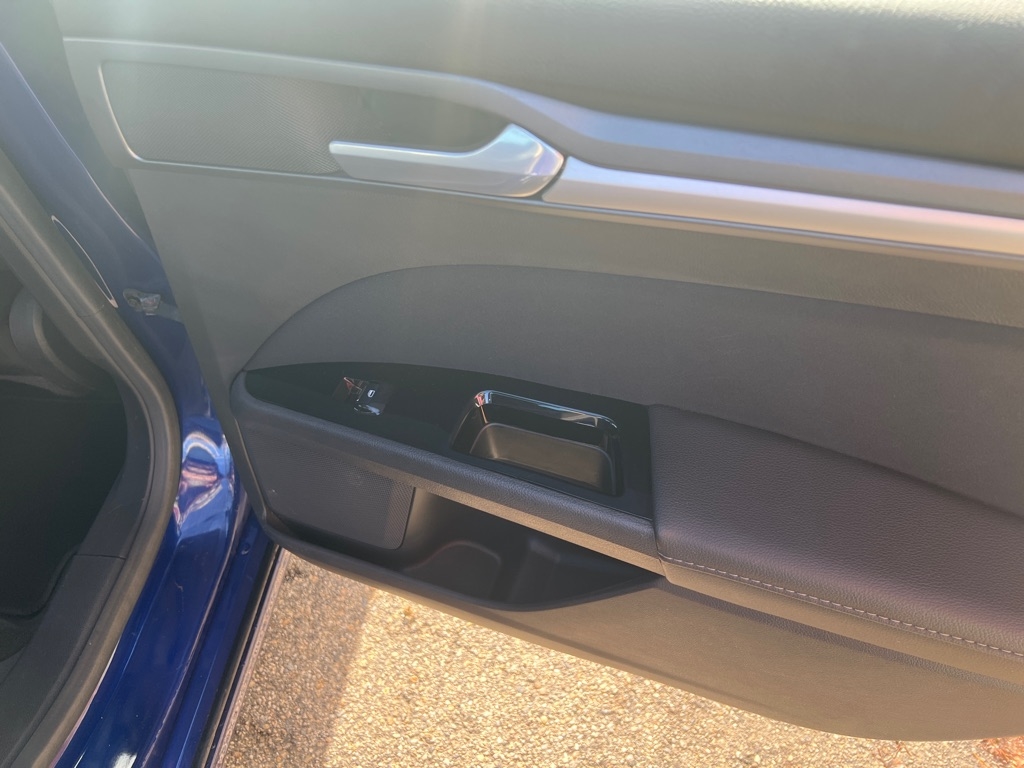 Ford Fusion 4dr Sdn SE Hybrid FWD 2015