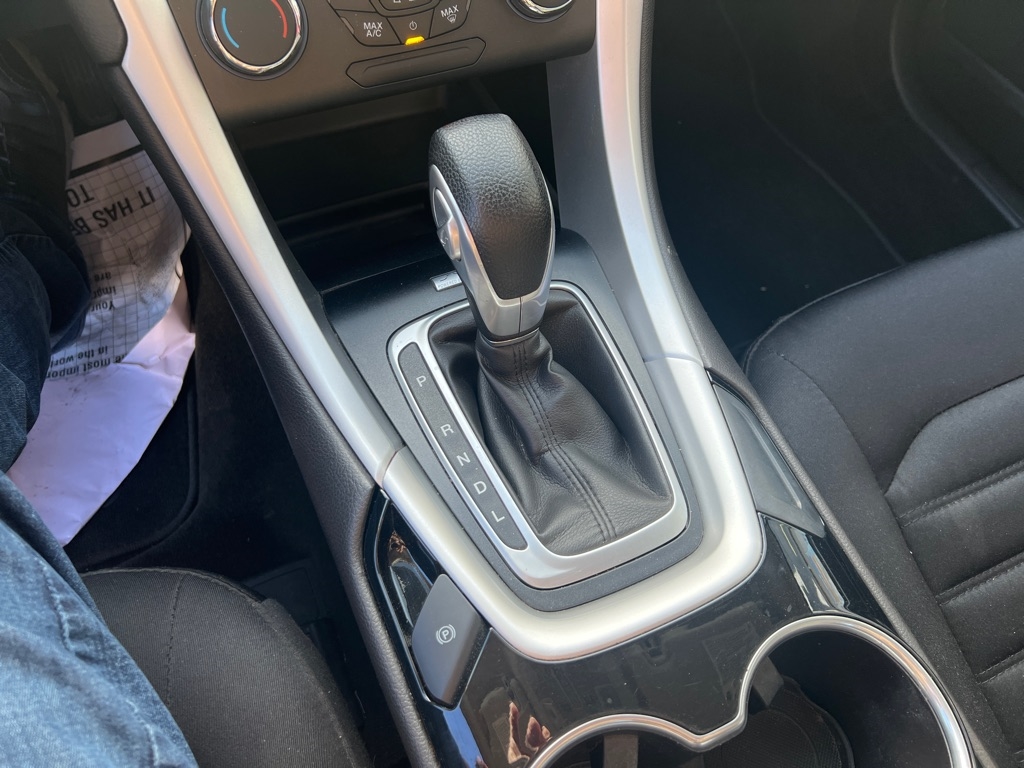 Ford Fusion 4dr Sdn SE Hybrid FWD 2015