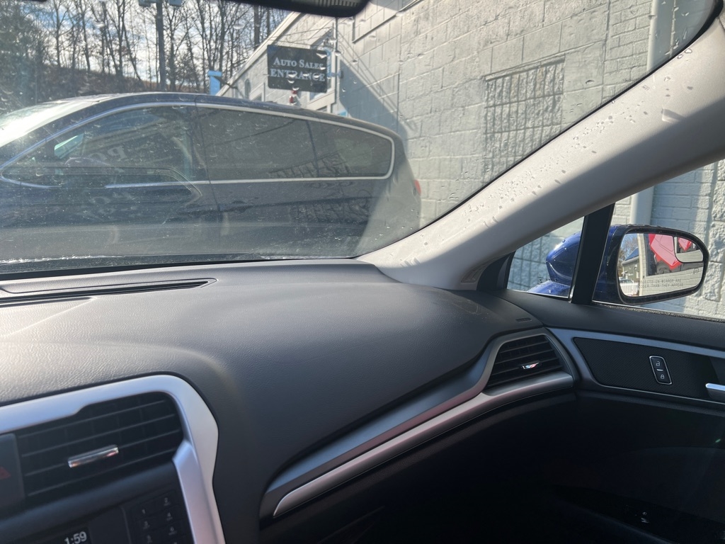 Ford Fusion 4dr Sdn SE Hybrid FWD 2015