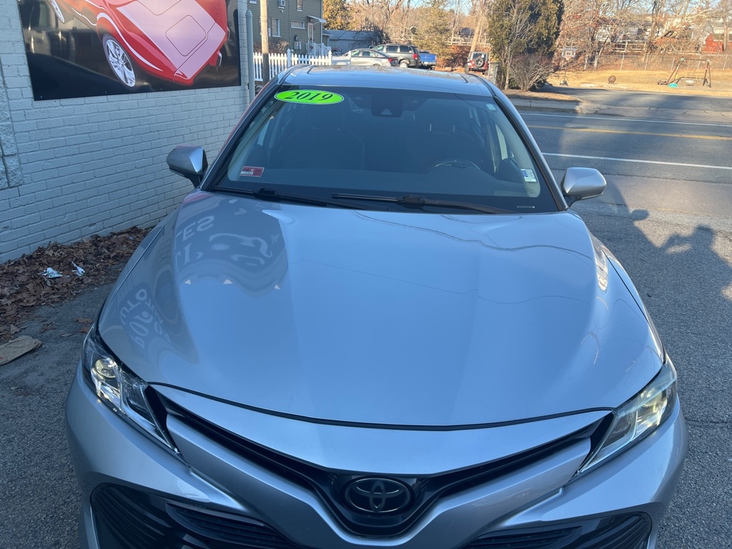 Toyota Camry XLE Auto (Natl) 2019