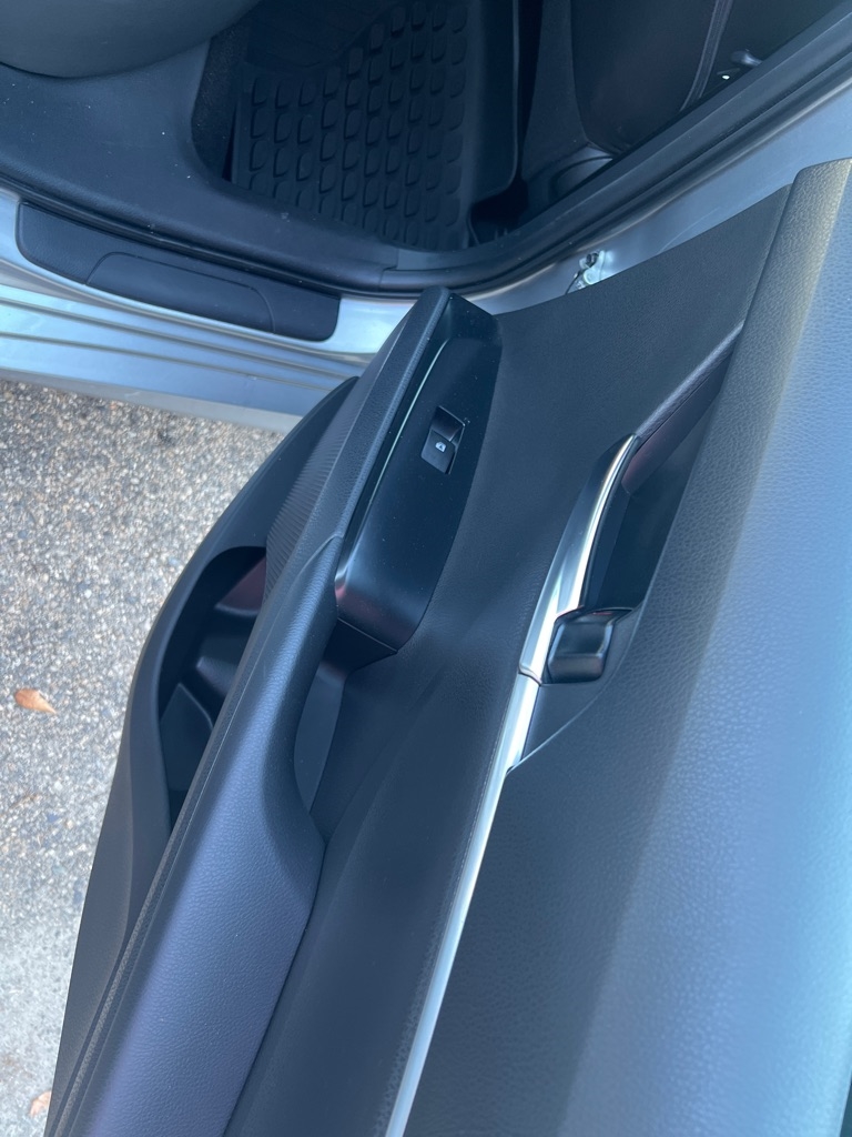 Toyota Camry XLE Auto (Natl) 2019