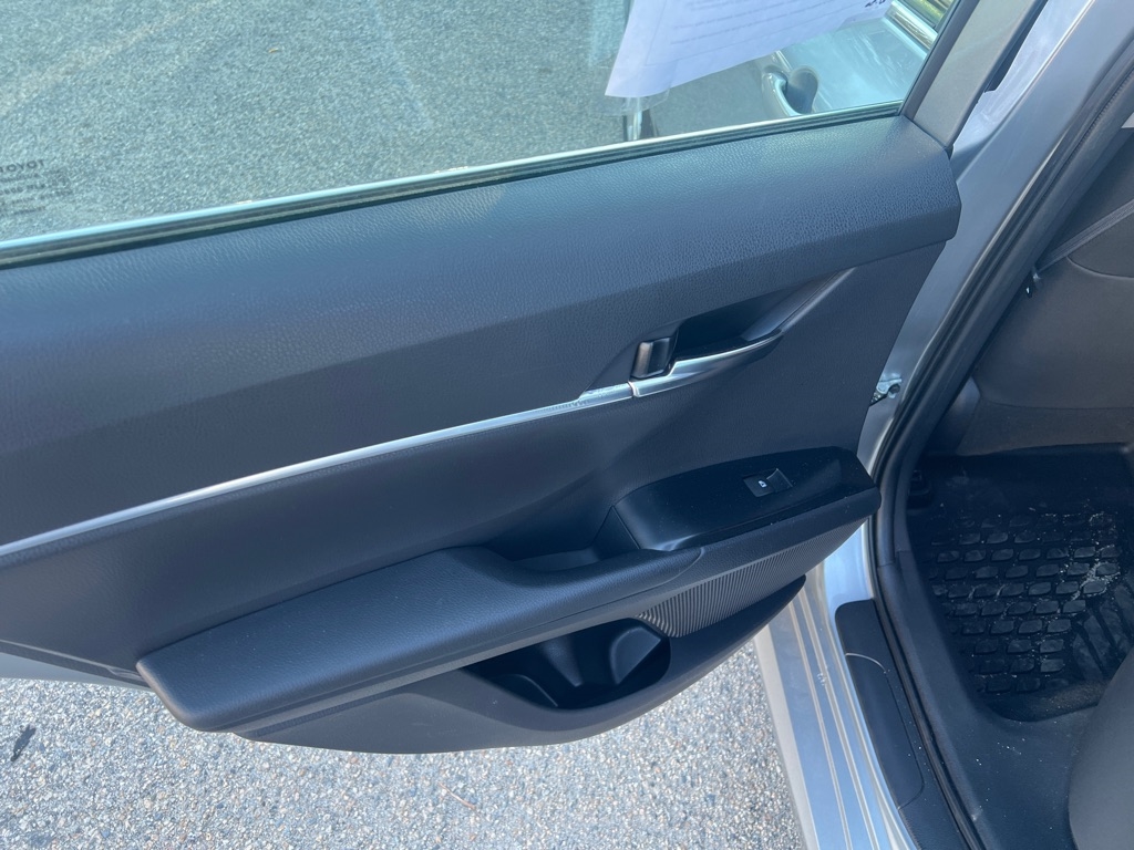 Toyota Camry XLE Auto (Natl) 2019