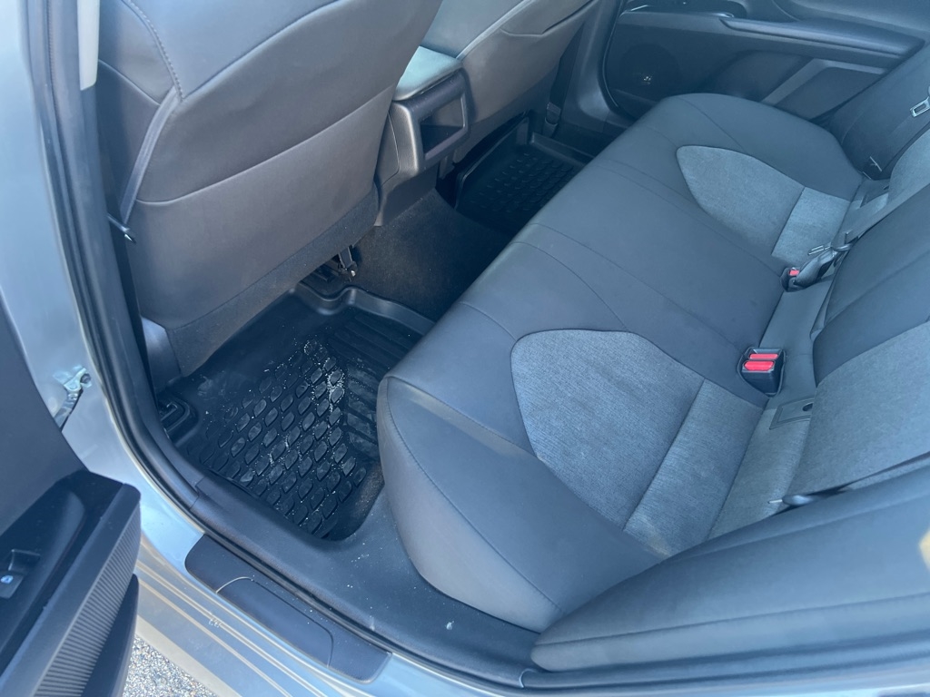 Toyota Camry XLE Auto (Natl) 2019