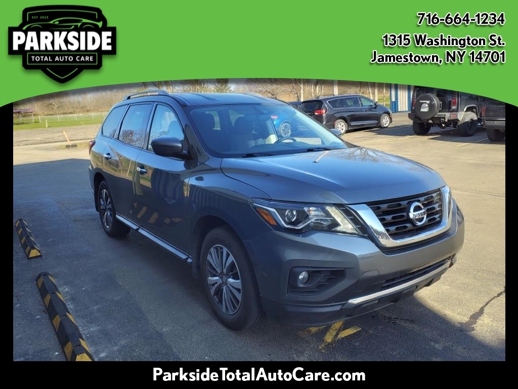 Nissan Pathfinder SV 4WD 2020
