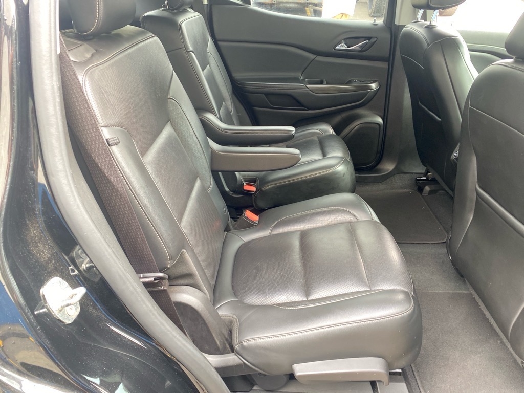 GMC Acadia AWD 4dr SLT w/SLT-1 2019