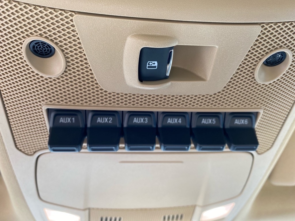 Ford F-350 SD King Ranch 4WD Crew Cab 8' Box 2018