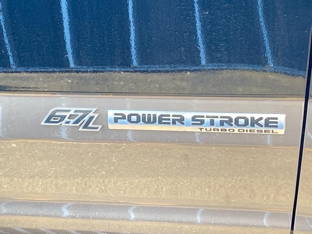 Ford F-350 SD King Ranch 4WD Crew Cab 8' Box 2018