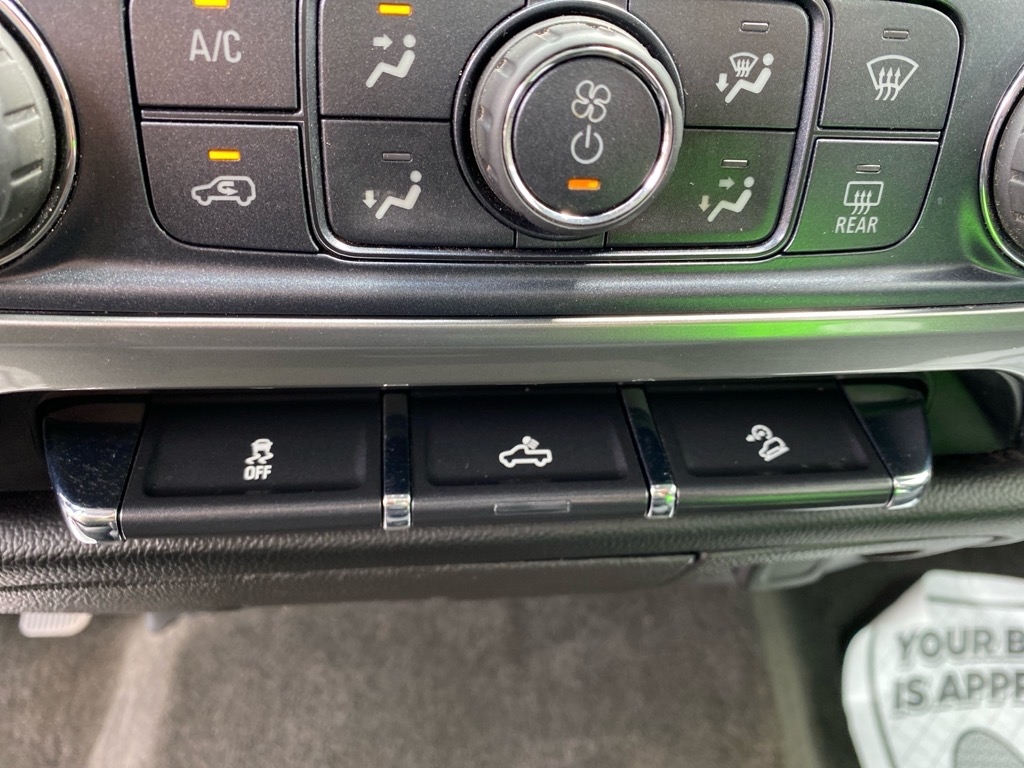 Chevrolet Silverado 1500 LT Crew Cab 4WD 2018