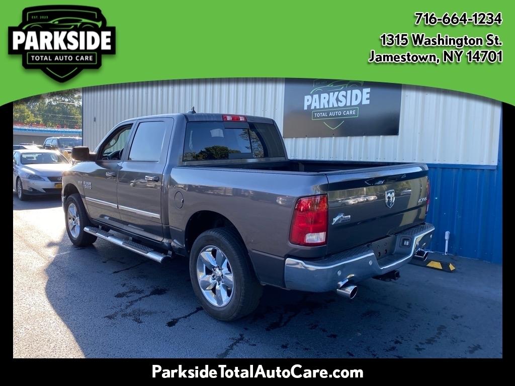 RAM 1500 Big Horn 4x4 Crew Cab 5'7" Box 2017