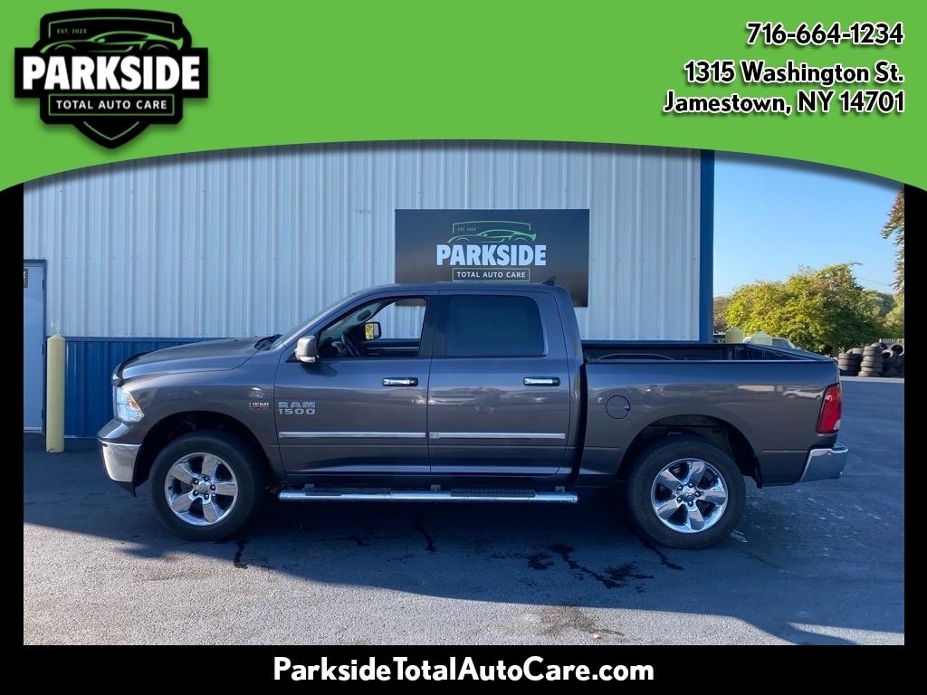 RAM 1500 Big Horn 4x4 Crew Cab 5'7" Box 2017