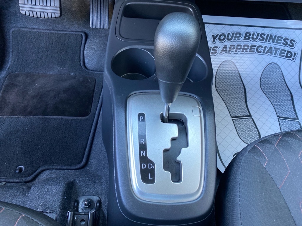 Mitsubishi Mirage ES CVT 2024