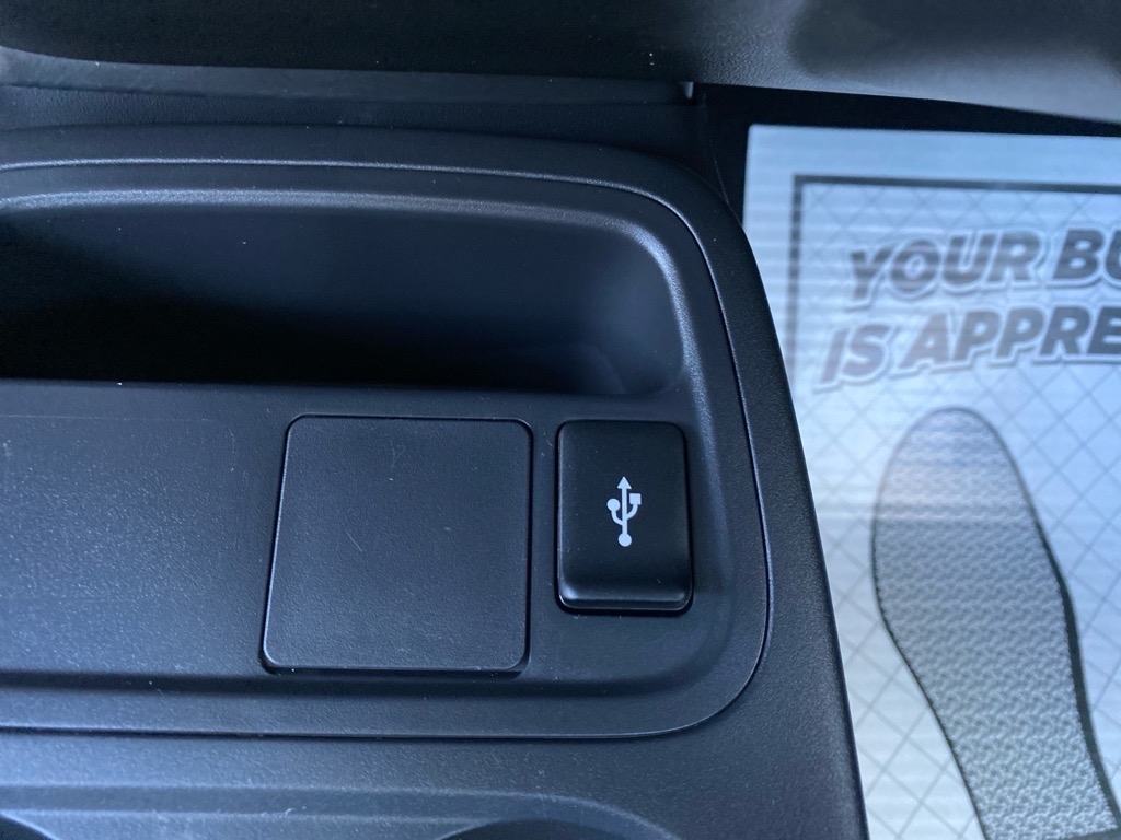 Mitsubishi Mirage ES CVT 2024