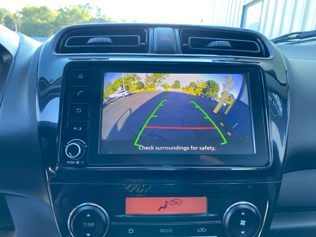 Mitsubishi Mirage ES CVT 2024