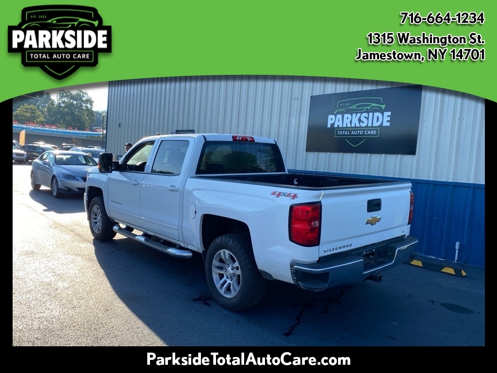 Chevrolet Silverado 1500 4WD Crew Cab 143.5" LT w/1LT 2015