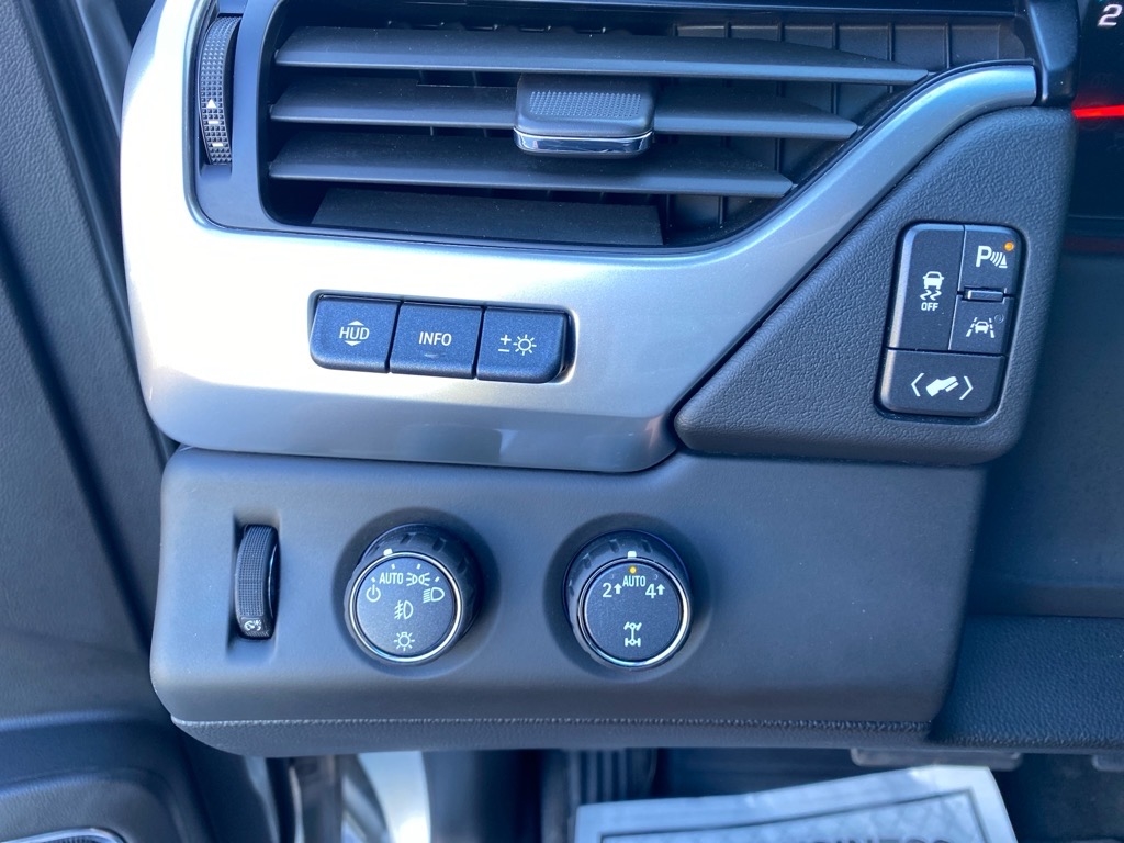 Chevrolet Tahoe Premier 4WD 2020