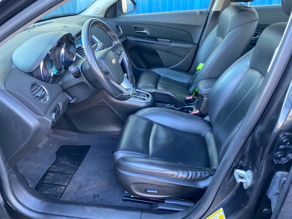 Chevrolet Cruze 4dr Sdn LTZ 2011