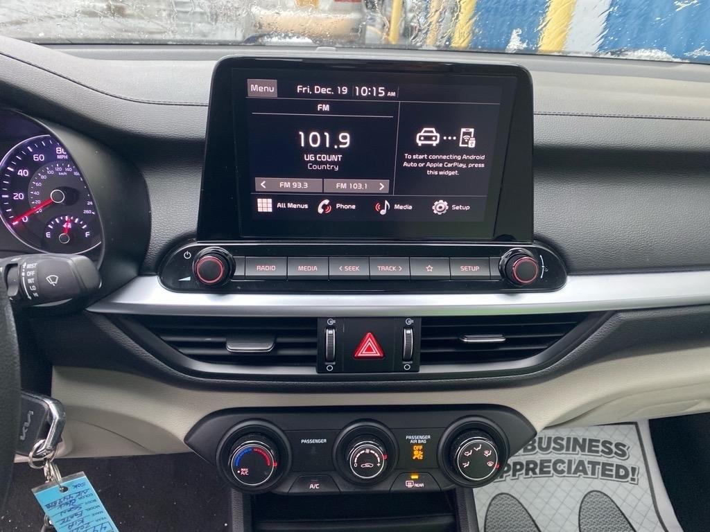 Kia Forte LXS IVT 2022