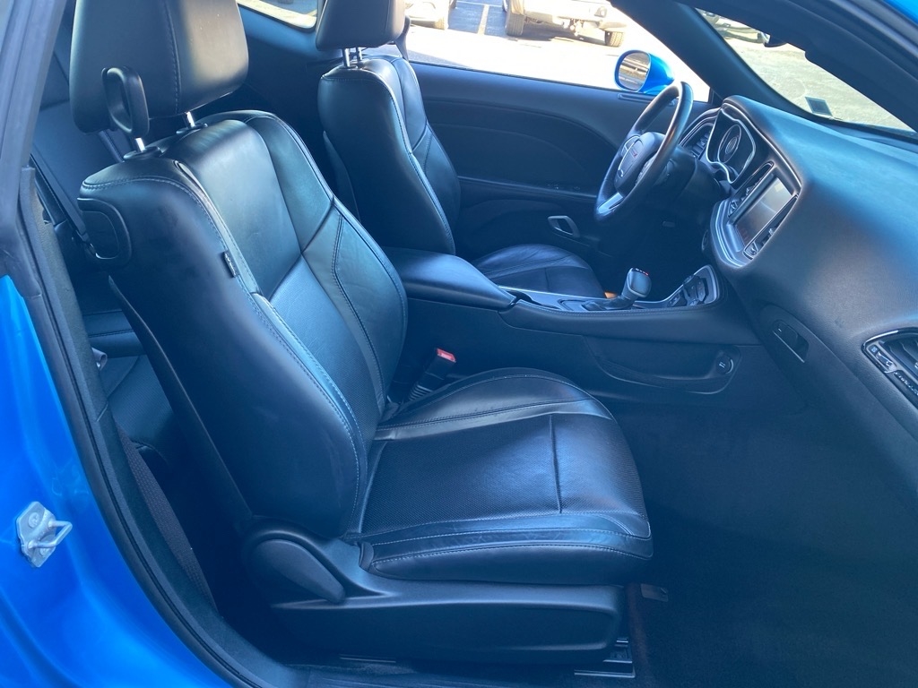 Dodge Challenger SXT Plus 2015