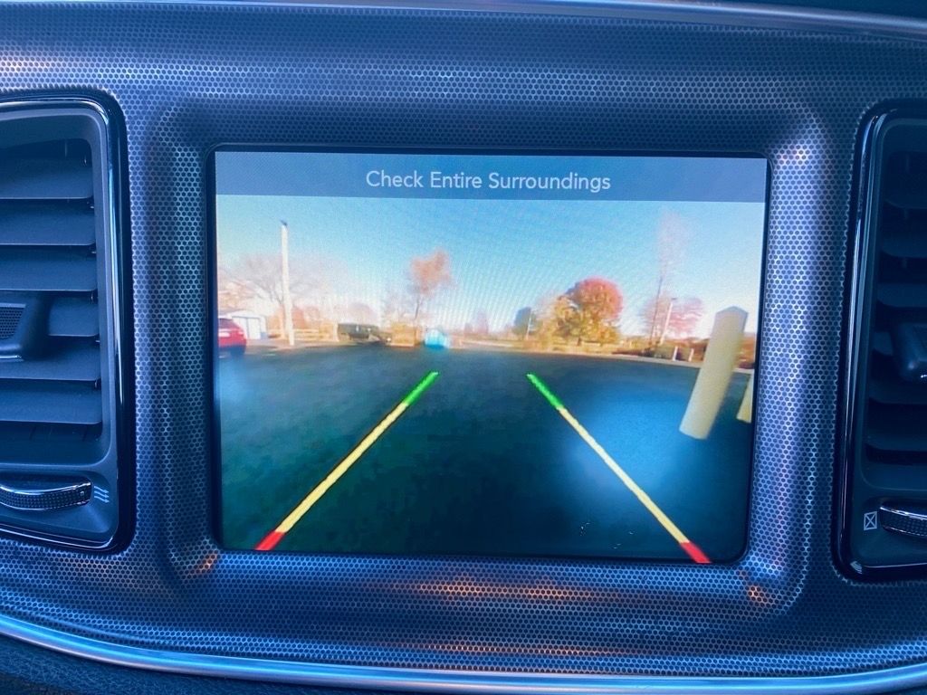 Dodge Challenger 2dr Cpe SXT Plus 2015