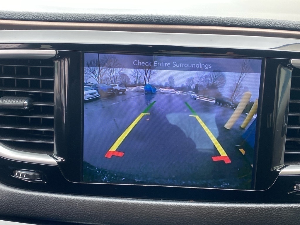 Chrysler Pacifica Touring-L FWD 2017