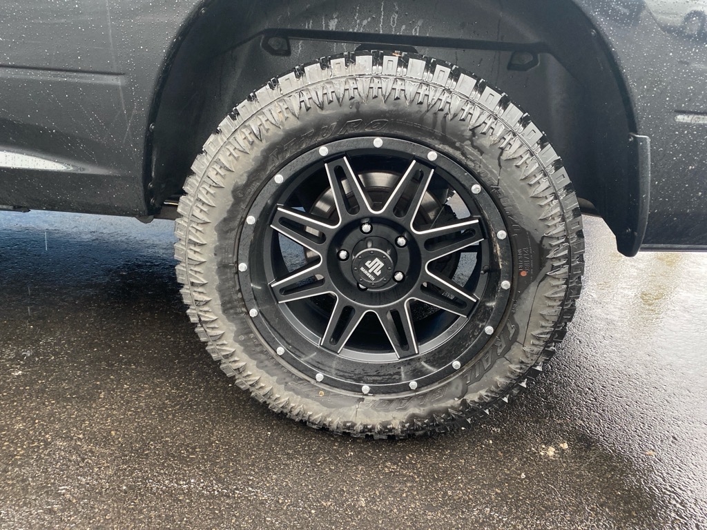 RAM 1500 4WD Reg Cab 120.5" Express 2016