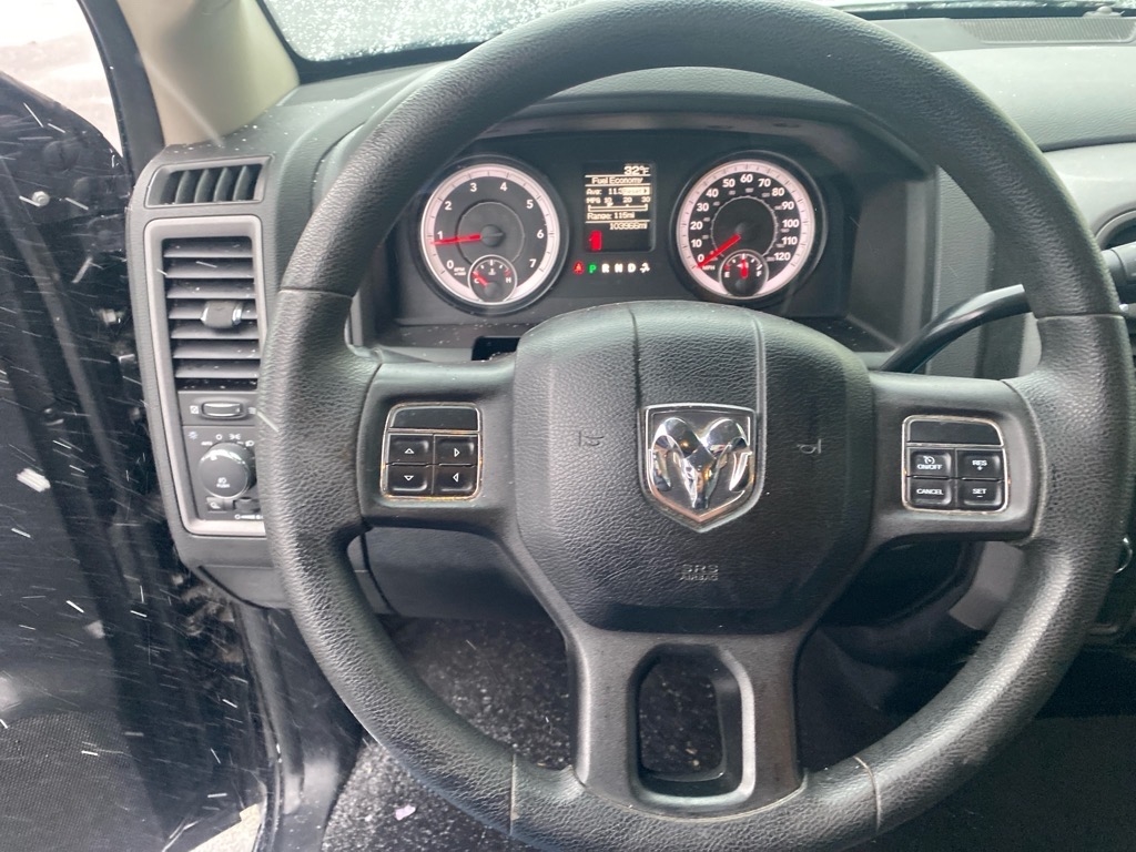 RAM 1500 Tradesman Quad Cab 4WD 2014