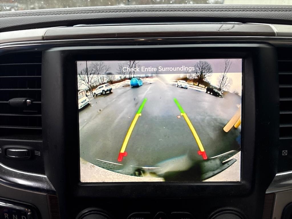 RAM 1500 Laramie Crew Cab SWB 4WD 2017